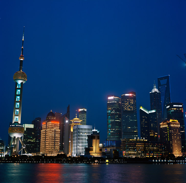 #26 Pretty Bund Photo