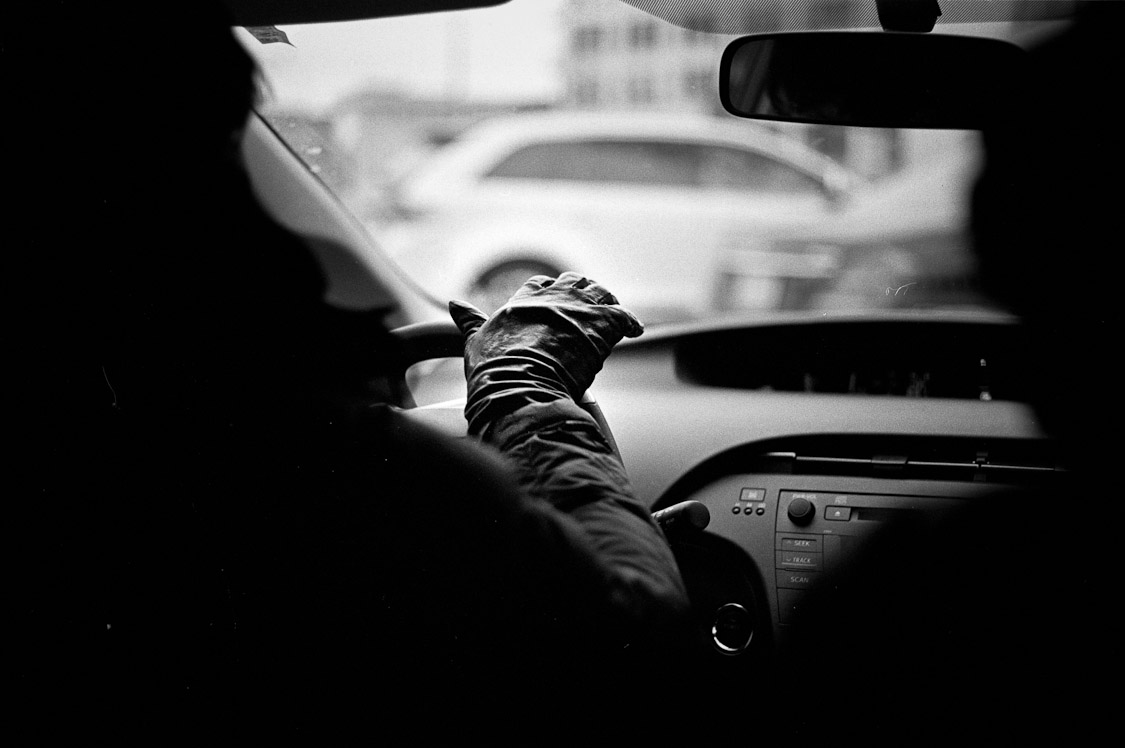 #34 driving gloves
