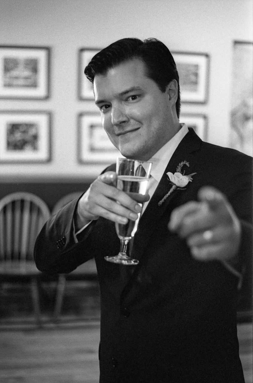 #59 Groom Pose