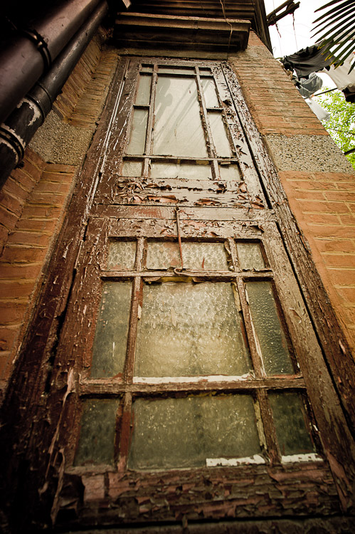#40 old windows