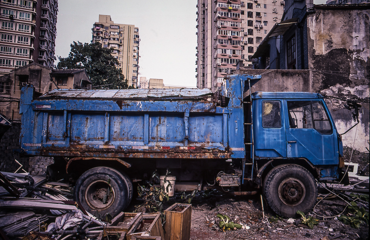 #39 This rusty piece of equipment is standing pretty much where the original Kaiba used to be. Kaiba is a belgian beer bar that has since moved into a different locations and spawned two more locations in Shanghai. I like it there.