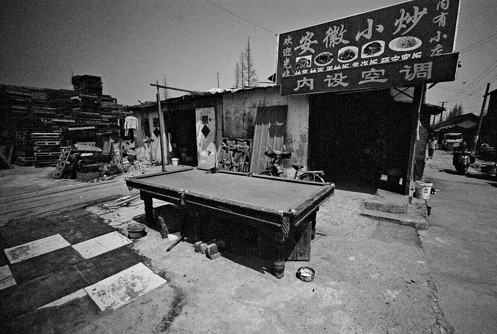 #8 Pool table and a chicken, thats Minhang for you.